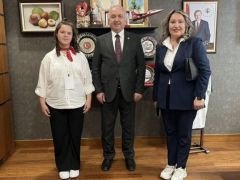 Milletvekili Ali Temür’den Başarılı Öğrenciye Tebrik