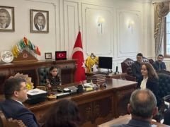 Piraziz’de Geleceğin Yöneticileri Koltukları Devraldı