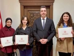 Güce’de Sağlık Çalışanlarına Başarı Belgesi Verildi