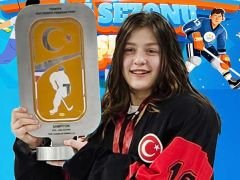Asya Uzun gol kraliçesi oldu, takımını Süper Lig’e taşıdı